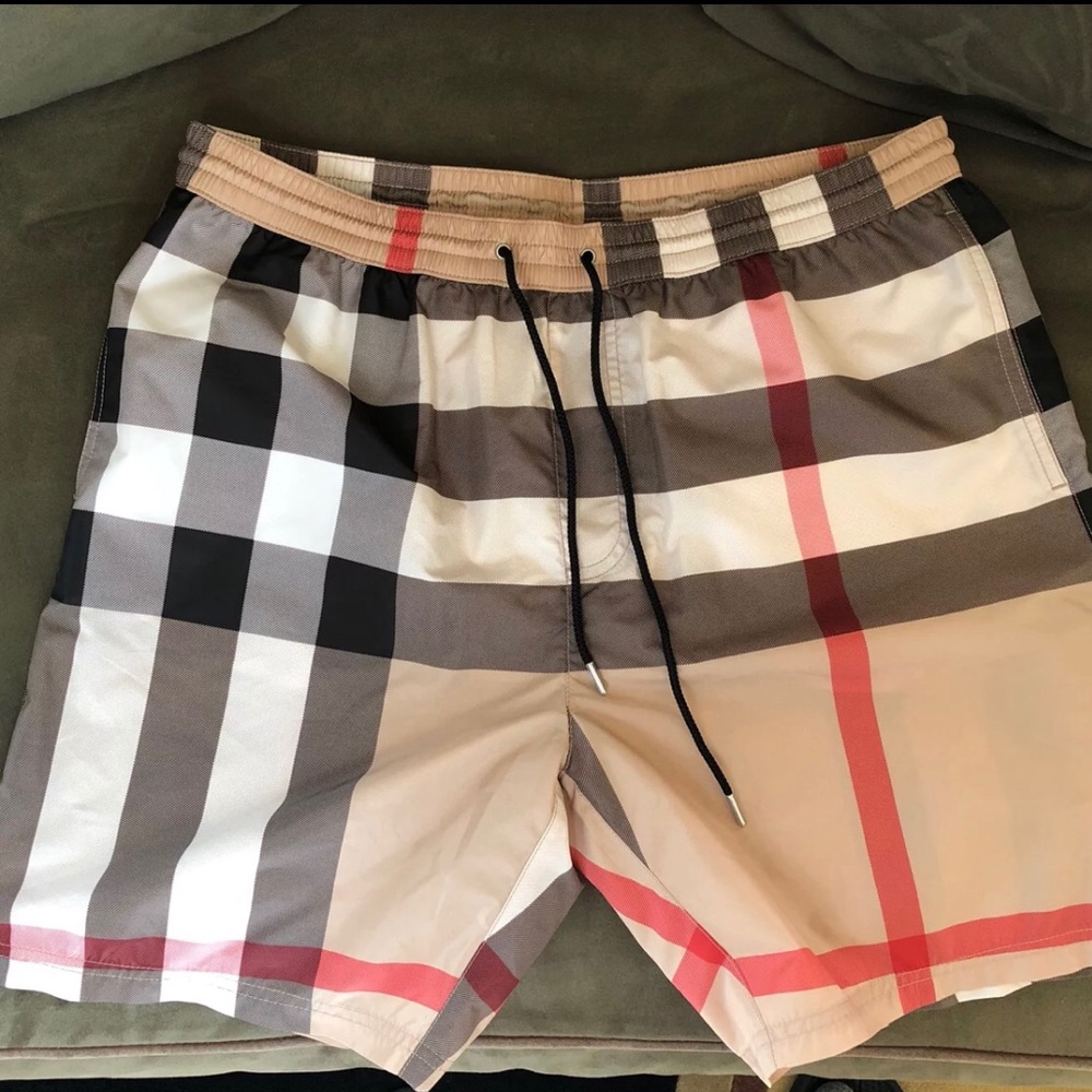 Burberry men swim trunk size large